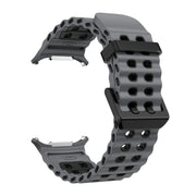 For Samsung Galaxy Watch Ultra 47mm / Ultra 2025 Ocean Two Color Dual-Row Hole Silicone Watch Band(Black)