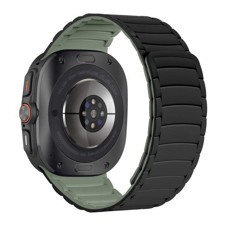 For Samsung Galaxy Watch Ultra 47mm Silicone Sport Magnetic Watch Band(Black+Light Green)