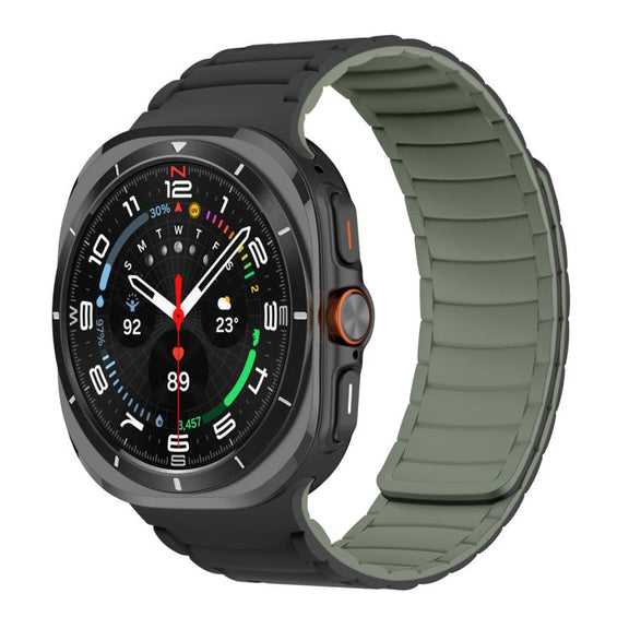 For Samsung Galaxy Watch Ultra 47mm Silicone Sport Magnetic Watch Band(Black+Light Green)