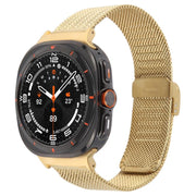 For Samsung Galaxy Watch Ultra 47mm Integrated Buckle Embossed Milanese Metal Watch Band(Gold)