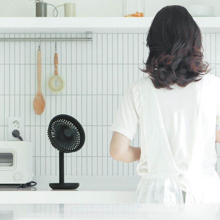 Original Xiaomi Youpin SOLOVE USB Charging Desktop Electric Fan Dormitory Office Mini Fan, with 3 Speed Control(Black)
