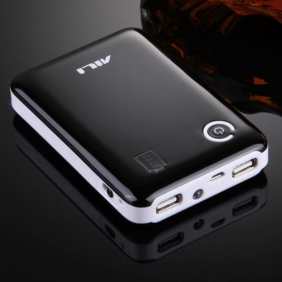 Portable High-efficiency 4 x 18650 Batteries Plastic Power Bank Shell Box with Dual USB Output & Heat Dissipation Hole, Batteries Not Included(Random Color Delivery)
