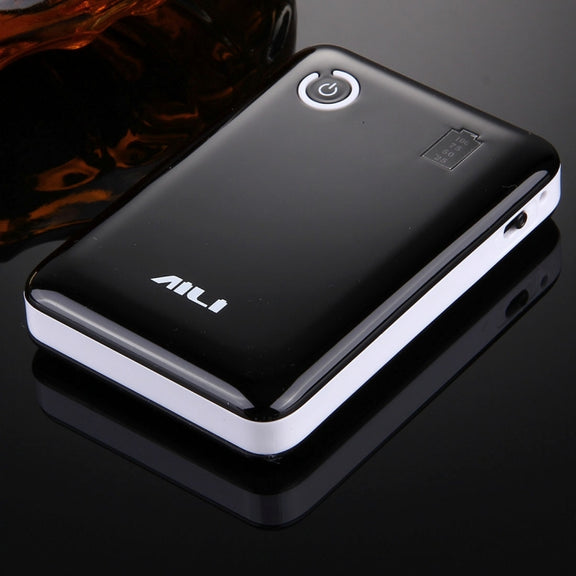 Portable High-efficiency 4 x 18650 Batteries Plastic Power Bank Shell Box with Dual USB Output & Heat Dissipation Hole, Batteries Not Included(Random Color Delivery)