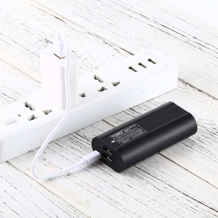 TOMO P2 USB Smart 2 Battery Charger with  Indicator Light for 18650 Li-ion Battery(Black)