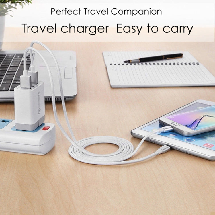 AR-QC-03 2.1A 3 USB Ports Quick Charger Travel Charger, US Plug (Red) - USB Charger by PMC Jewellery | Online Shopping South Africa | PMC Jewellery | Buy Now Pay Later Mobicred