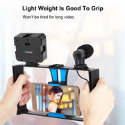 PULUZ 4 in 1 Vlogging Live Broadcast LED Selfie Fill Light Smartphone Video Rig Kits with Microphone + Tripod Mount + Cold Shoe Tripod Head for iPhone, Galaxy, Huawei, Xiaomi, HTC, LG, Google, and Other Smartphones (Blue)