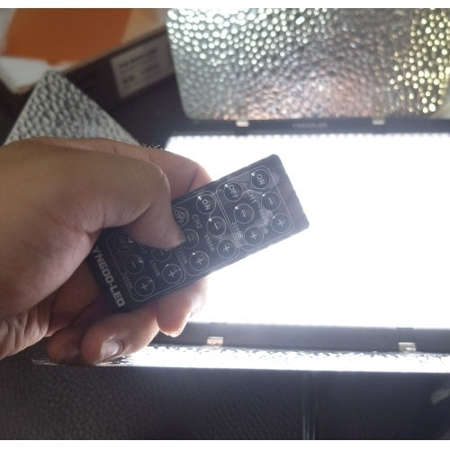 YONGNUO YN600L 600 LED 5500K Color Temperature Adjustable LED Video Light for Canon / Nikon / Sony Camcorder DSLR - free shipping - PMC TechLife - Order now!