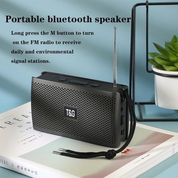 T&G TG282 Portable Bluetooth Speakers with Flashlight, Support TF Card / FM / 3.5mm AUX / U Disk / Hands-free Call(Blue)