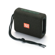 T&G TG313 Portable Outdoor Water-resistant Bluetooth Speaker Subwoofer Support TF Card FM Radio AUX(Green)
