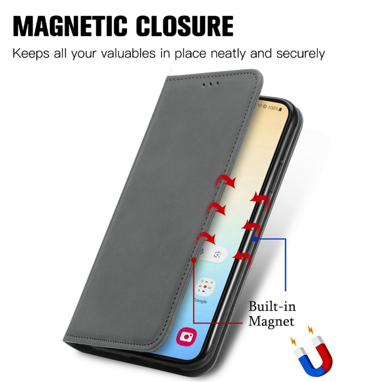 For Samsung Galaxy S25 5G Retro Skin Feel Magnetic Leather Phone Case(Gray)