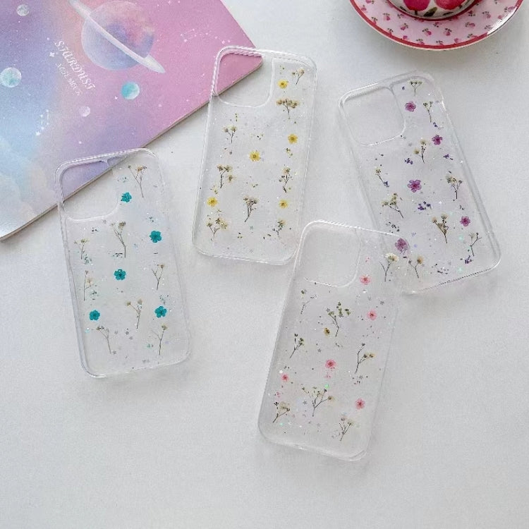 For iPhone 16e Gypsophila Flowers Pattern TPU Protective Phone Case(Green)