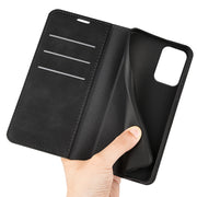 For Motorola Moto G 5G 2024 Retro-skin Magnetic Suction Leather Phone Case(Black)