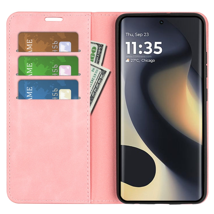 For Motorola Edge 5G 2024 Retro-skin Magnetic Suction Leather Phone Case(Pink)