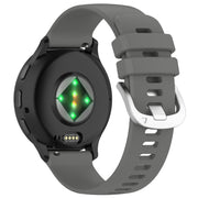 For Garmin Vivoactive 4S Liquid Glossy Silver Buckle Silicone Watch Band(Gray)