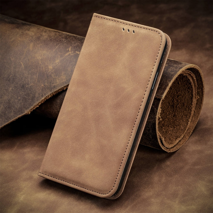 For Motorola Moto G Play 2024 Retro Skin Feel Magnetic Flip Leather Phone Case(Brown)