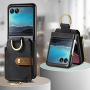 For Motorola Razr 40 Ultra Retro Skin-feel Ring Multi-card Wallet Phone Case(Black)