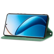 For Realme 12 Pro Retro Skin Feel Magnetic Leather Phone Case(Green)