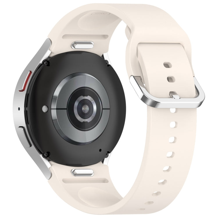 For Samsung Galaxy Watch7 40 / 44mm Solid Color Silver Buckle Quick Release Silicone Watch Band(Starlight)
