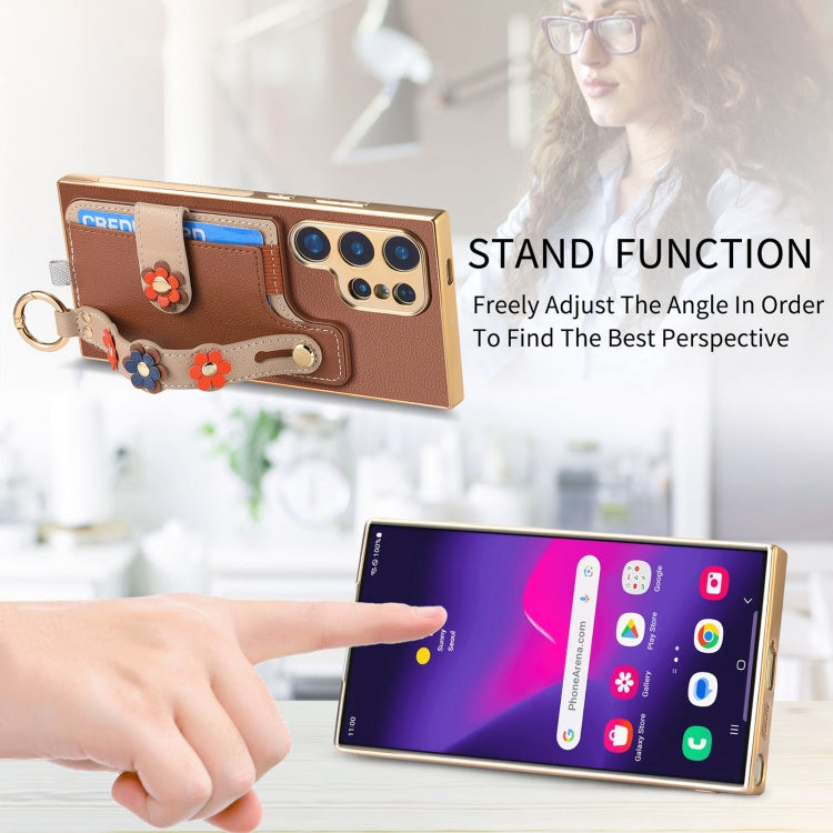 For Samsung Galaxy S24 Ultra 5G Stereoscopic Flowers Wristband Card Bag Phone Case(Brown)