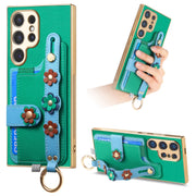 For Samsung Galaxy S24 Ultra 5G Stereoscopic Flowers Wristband Card Bag Phone Case(Green)