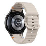 For Samsung Galaxy Watch 7 40 / 44mm Wave Pattern Stitched Silicone Watch Band(Starlight)