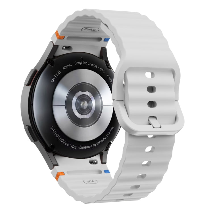 For Samsung Galaxy Watch 5 40 / 44mm Wave Pattern Stitched Silicone Watch Band(Light Gray)