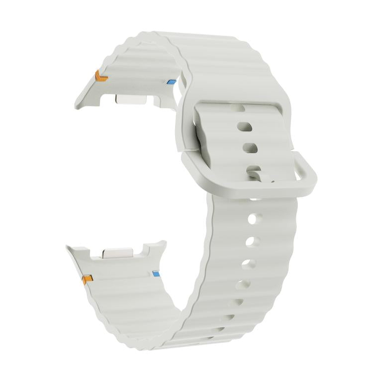 For Samsung Galaxy Watch8 40mm Rhombic Texture Bezel and Wavy Grain Stitched Color Buckle Silicone Watch Band(Starlight Silver)