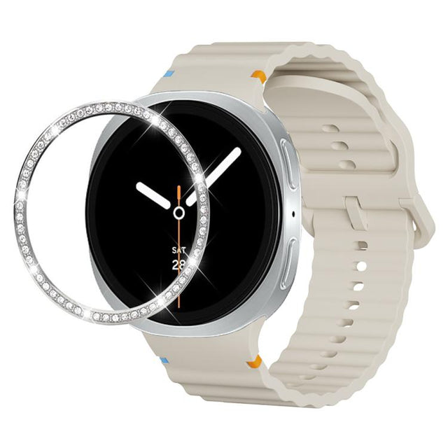 For Samsung Galaxy Watch8 40mm Diamond Bezel and Wavy Grain Stitched Color Buckle Silicone Watch Band(Beige Silver)