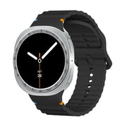 For Samsung Galaxy Watch8 40mm Speed Bezel and Wavy Grain Stitched Color Buckle Silicone Watch Band(Black Silver)