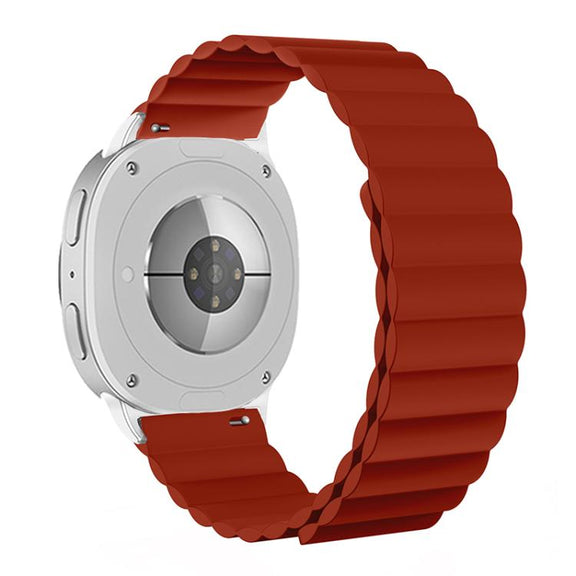 For Samsung Galaxy Watch8 / Watch8 Classic Magnetic Silicone Watch Band(Red)