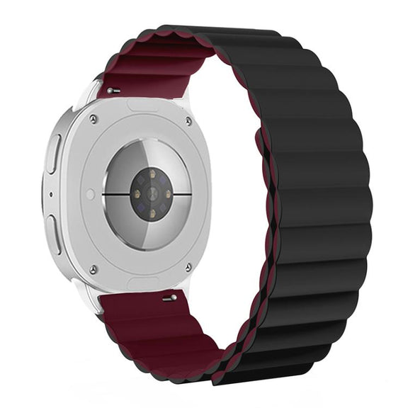 For Samsung Galaxy Watch8 / Watch8 Classic Magnetic Silicone Watch Band(Black+Wine Red)