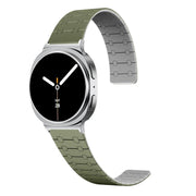 For Samsung Galaxy Watch8 / Watch8 Classic Two Color Loop Magnetic Silicone Watch Band(Green+Gray)