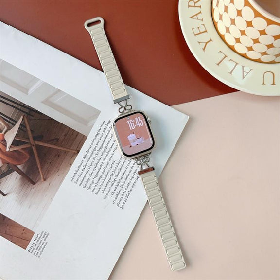 For Apple Watch 42mm / 41mm / 40mm / 38mm Bow Small Waist Magnetic Silicone Watch Band(Starlight)