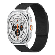 For Samsung Galaxy Watch Ultra 47mm / Ultra 2025 Lychee Texture Soft Magnetic Silicone Watch Band(Black)