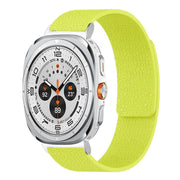 For Samsung Galaxy Watch Ultra 47mm / Ultra 2025 Lychee Texture Soft Magnetic Silicone Watch Band(Fluorescent Green)