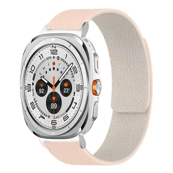 For Samsung Galaxy Watch Ultra 47mm / Ultra 2025 Lychee Texture Soft Magnetic Silicone Watch Band(Milk Tea White)