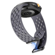 For Samsung Galaxy Watch8 / Watch8 Classic Mesh Magnetic Silicone Watch Band(Space Gray)