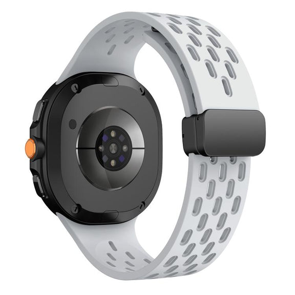 For Samsung Galaxy Watch8 / Watch8 Classic Mesh Magnetic Silicone Watch Band(Gray)