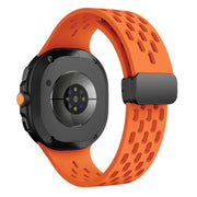 For Samsung Galaxy Watch8 / Watch8 Classic Mesh Magnetic Silicone Watch Band(Orange)