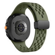 For Samsung Galaxy Watch8 / Watch8 Classic Mesh Magnetic Silicone Watch Band(Field Green)