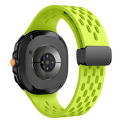 For Samsung Galaxy Watch8 / Watch8 Classic Mesh Magnetic Silicone Watch Band(Fluorescent Green)