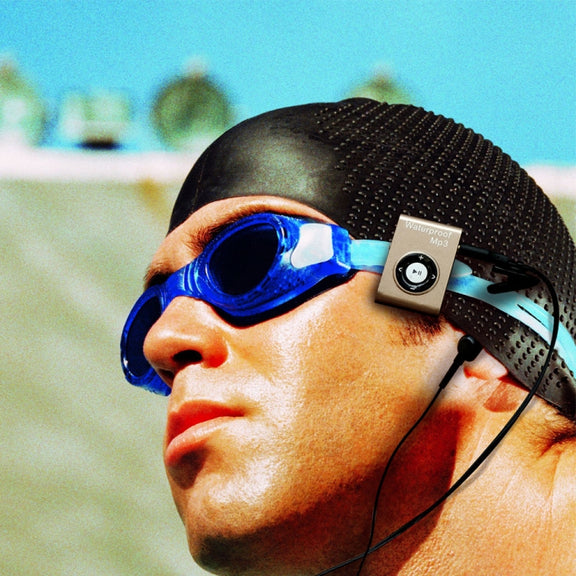 C26 IPX8 Water-resistant Swimming Diving Sports MP3 Music Player with Clip & Earphone, Support FM, Memory:4GB(Blue)