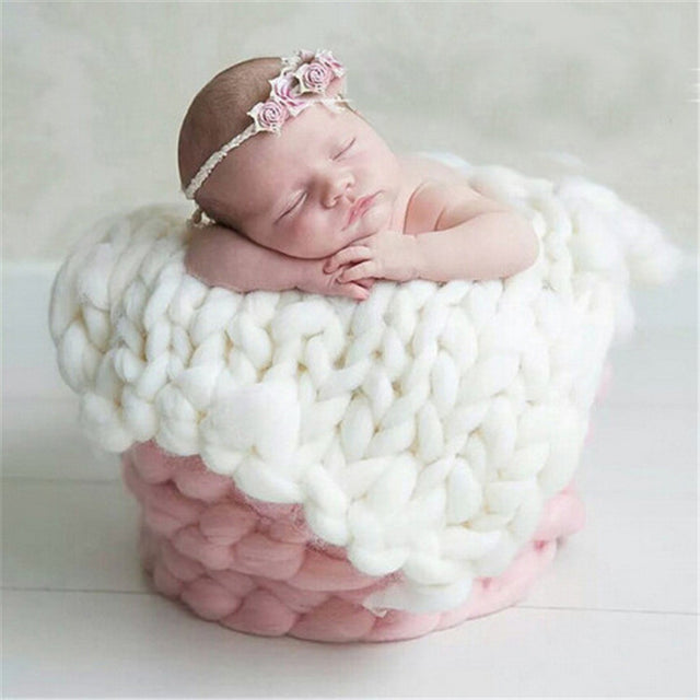 50x50cm Soft Newborn Photography Prop Chunky Knit Blanket  for 100 Days Milestone(White)