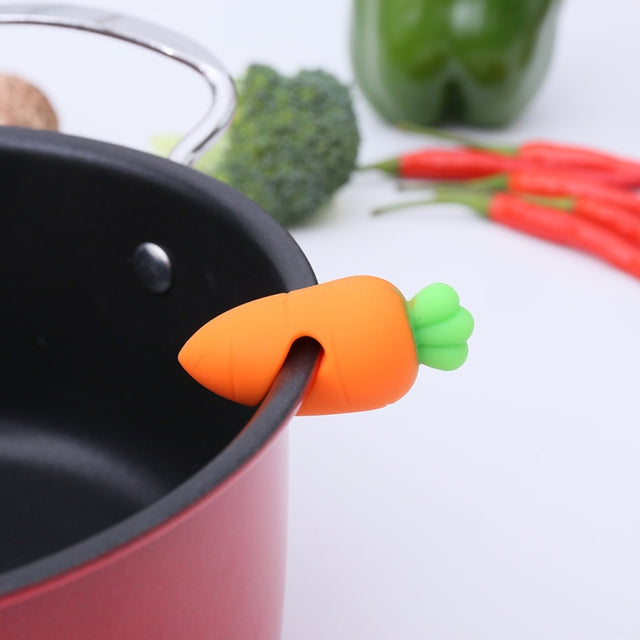 6 PCS Silicone Carrot Pot Lid Elevated Anti-overflow Device Kitchen Utility Gadget