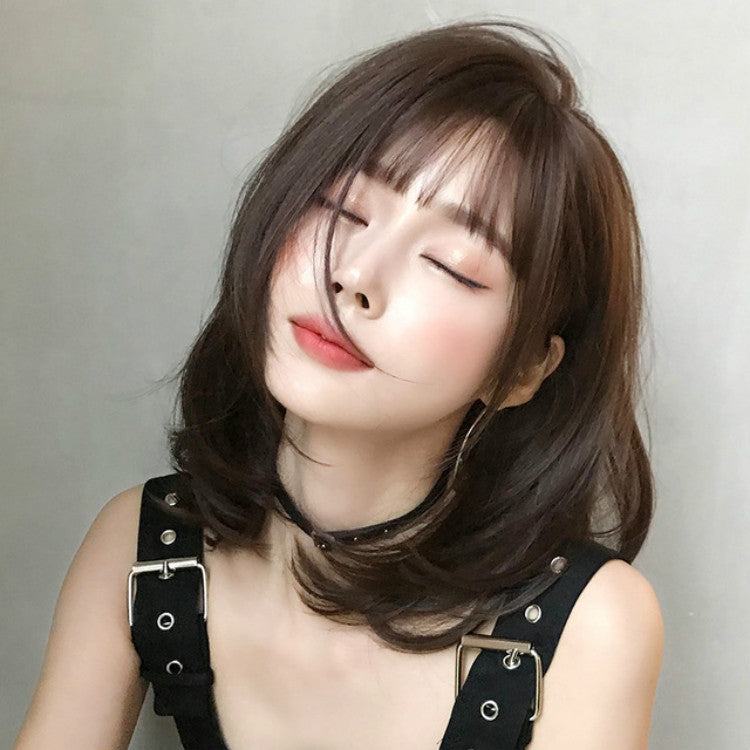 Female Short Hair With Bangs Wig Suitable For Round Face Shoulder Buckle Hair, Color:Cold Brown 40CM