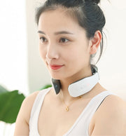 Cervical Massager Electromagnetic Pulse Heating Neck Protector, Style:Charging Remote Heating