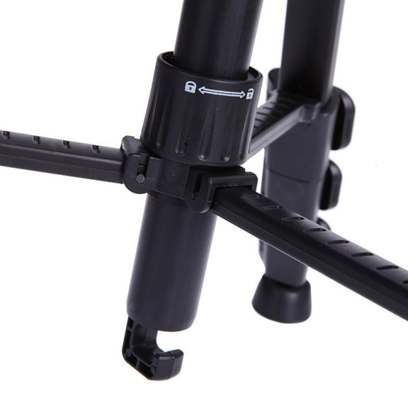 Q111 4-Section Folding Legs Live Broadcast Aluminum Alloy Tripod Mount with Three-dimensional Damping Tripod Heads(Black)