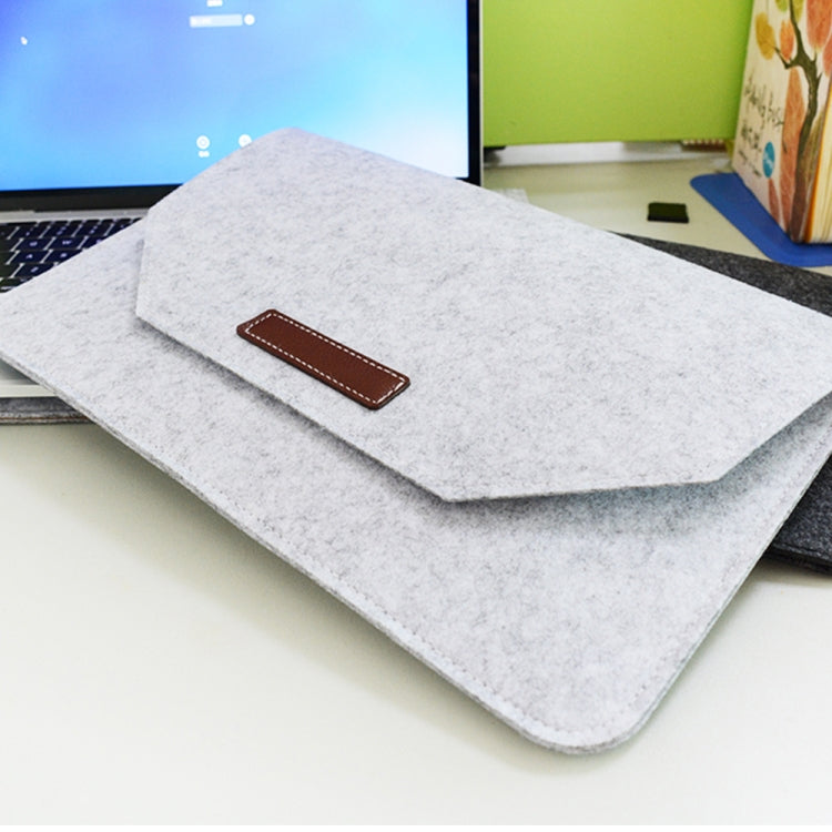 Portable Air Permeable Felt Sleeve Bag for MacBook Laptop, with Power Storage Bag, Size:12 inch(Black)