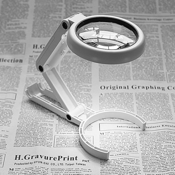 5X / 11X USB Charging LED Light Handheld Magnifier(FS 75RC)