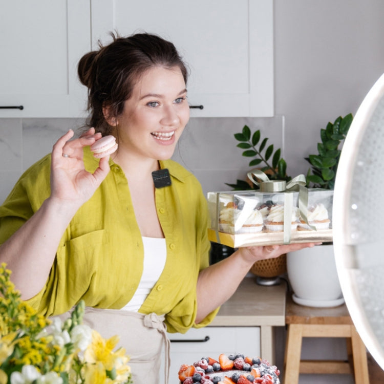 Outdoor Short Video Shooting Noise Reduction Radio Lavalier Microphone With Bluetooth - Microphone by PMC TechLife | Online Shopping South Africa | PMC TechLife | Buy Now Pay Later Mobicred